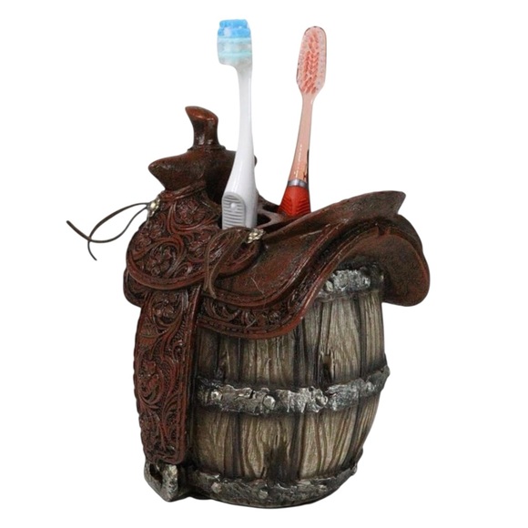 Rustic Western Cowboy Horse Saddle On Barrel Toothbrush Holder - Picture 1 of 8